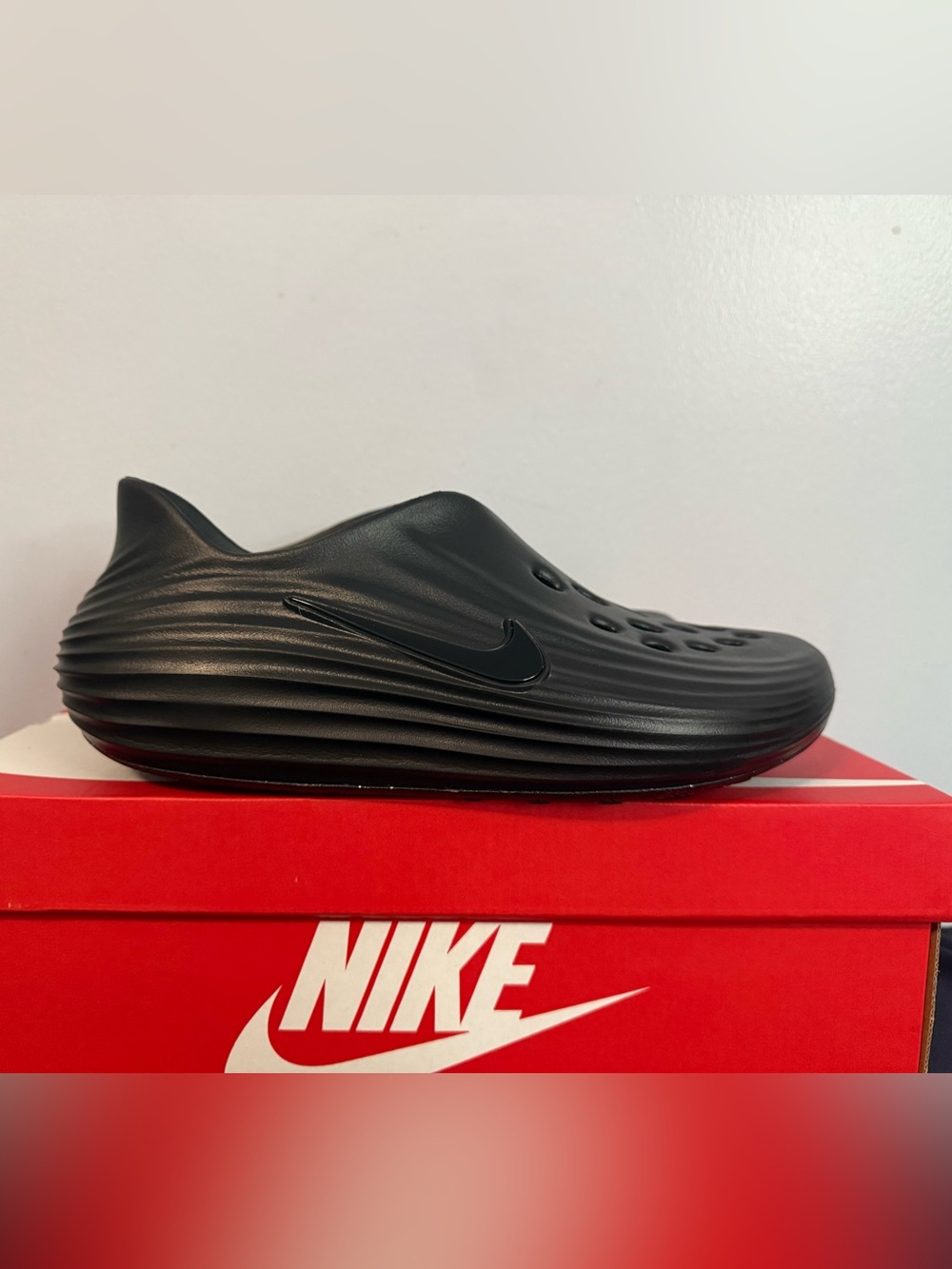 Nike ReactX Rejuven8 – Men’s Size 12 
**WORN 1x** EXCELLENT CONDITION